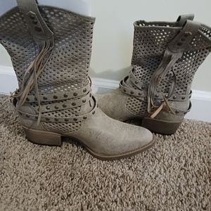 NWOT western boots